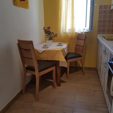 In With Sea View, Balcony, Air Conditioning, Wifi 3831-1 * بول