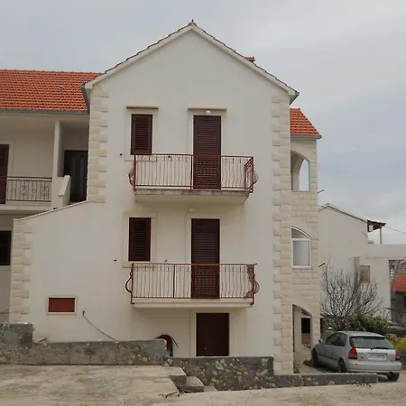 In With Sea View, Balcony, Air Conditioning, Wifi 3831-1